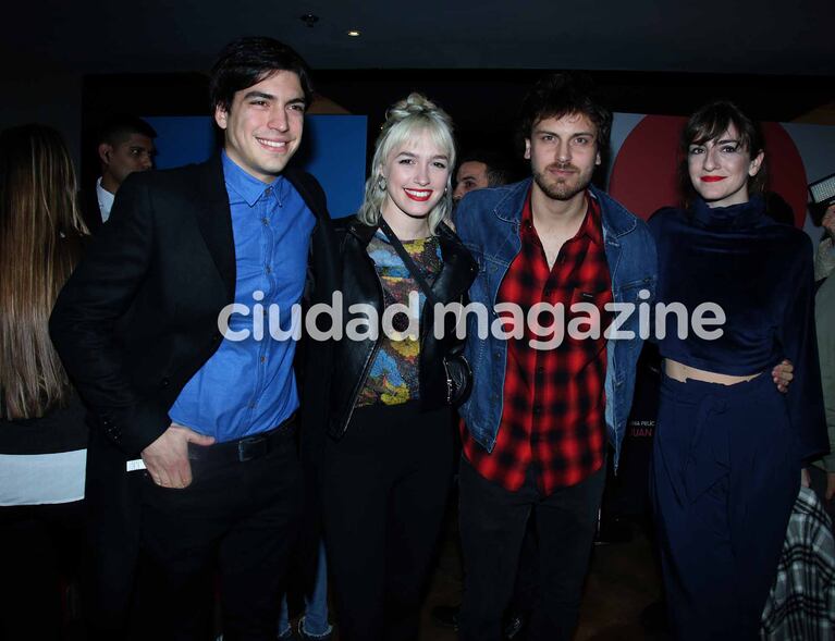 Famosos en la presentación de El amor menos pensado. Foto: Movilpress.