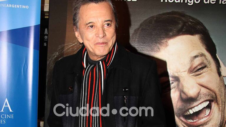 Famosos, parejas y muchos looks en el estreno del nuevo filme de De la Serna y Martínez. (Foto: Movilpress)