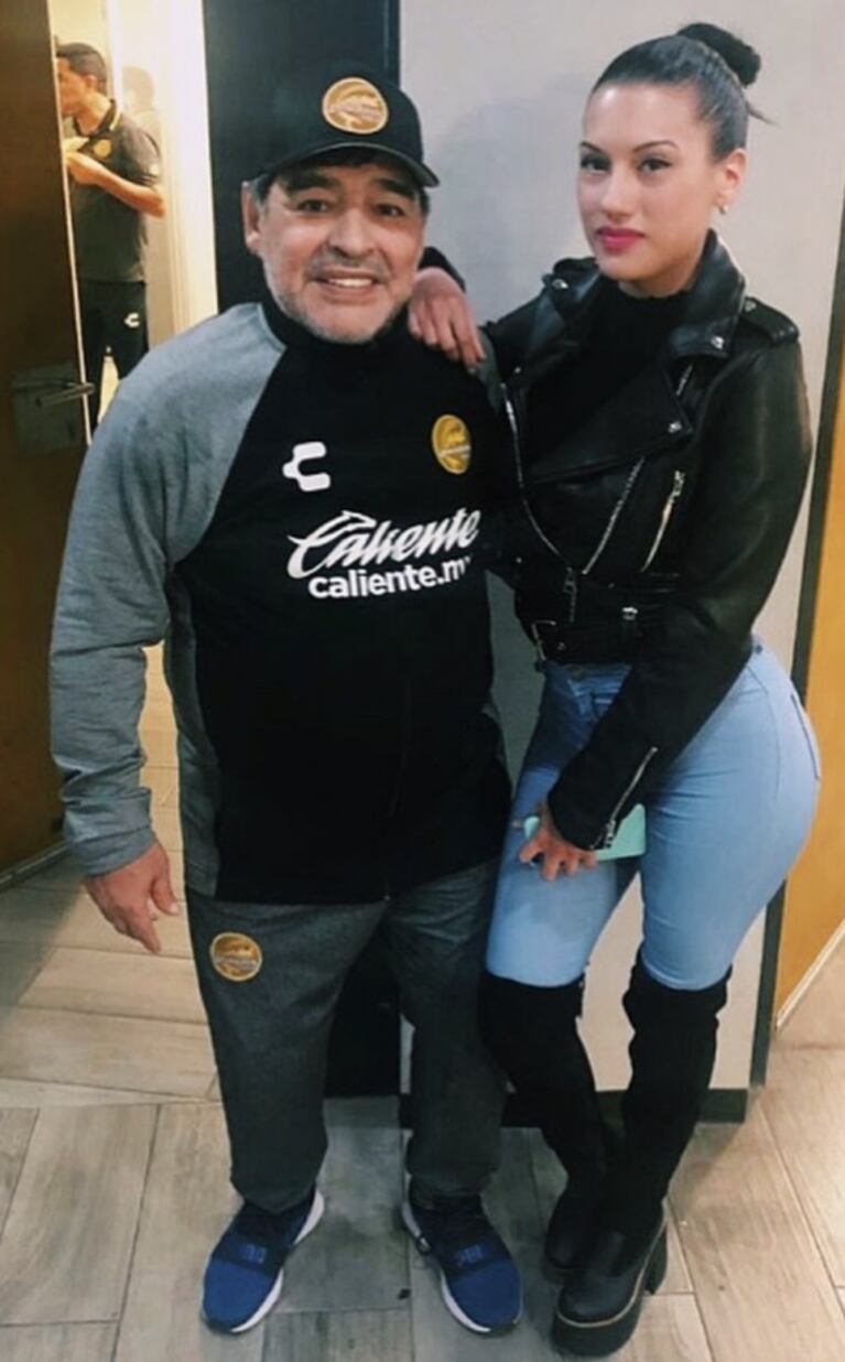 Fan de Maradona y devota de San La Muerte: quién es Macarena Hanna Bustamante, la nueva novia de L-Gante