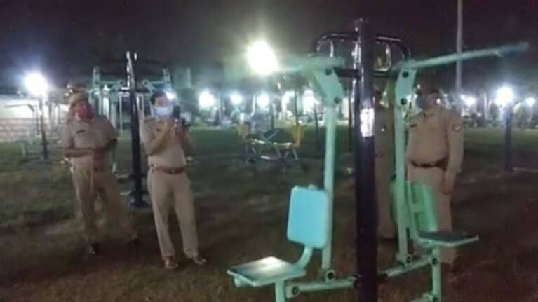 ¿Fantasmas? Una máquina de ejercicios se mueve sola y la policía investiga