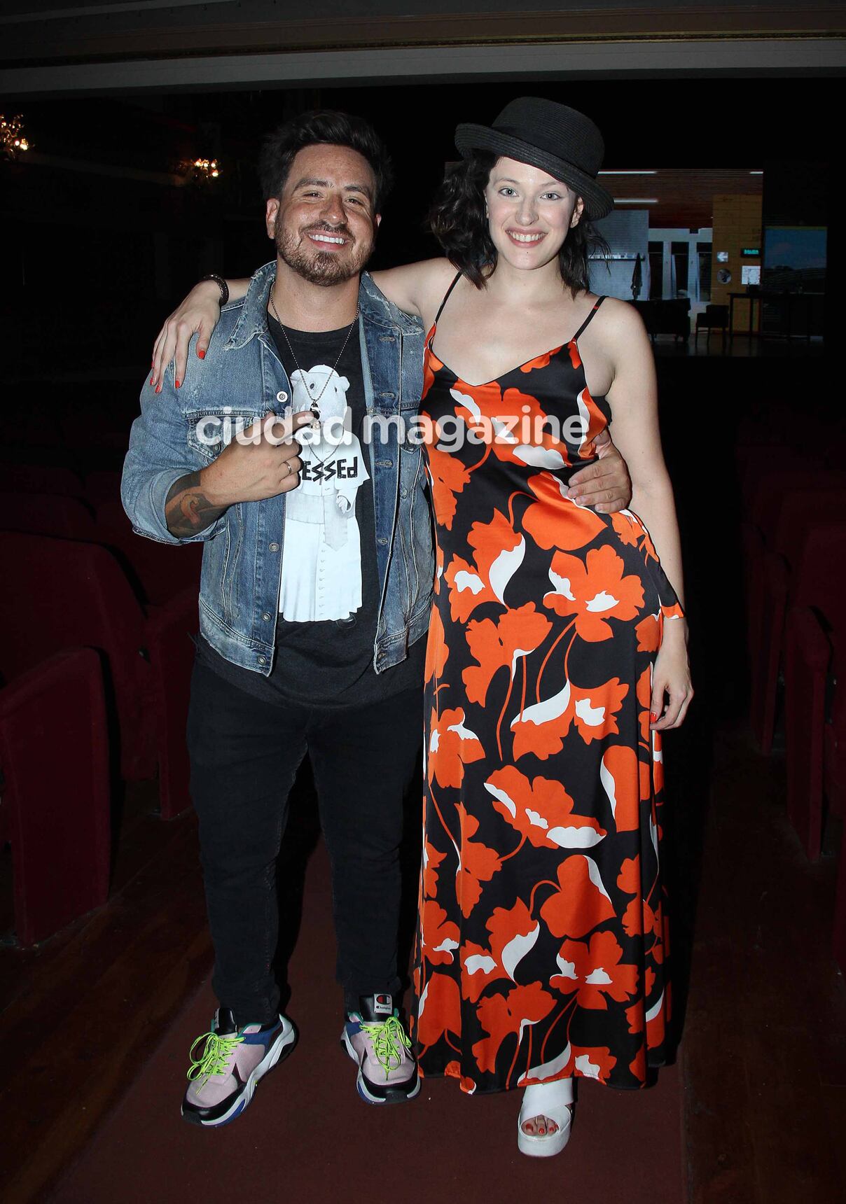 Fede Bal estrenó su obra y Sofía Aldrey lo acompañó (Fotos: Movilpress). 