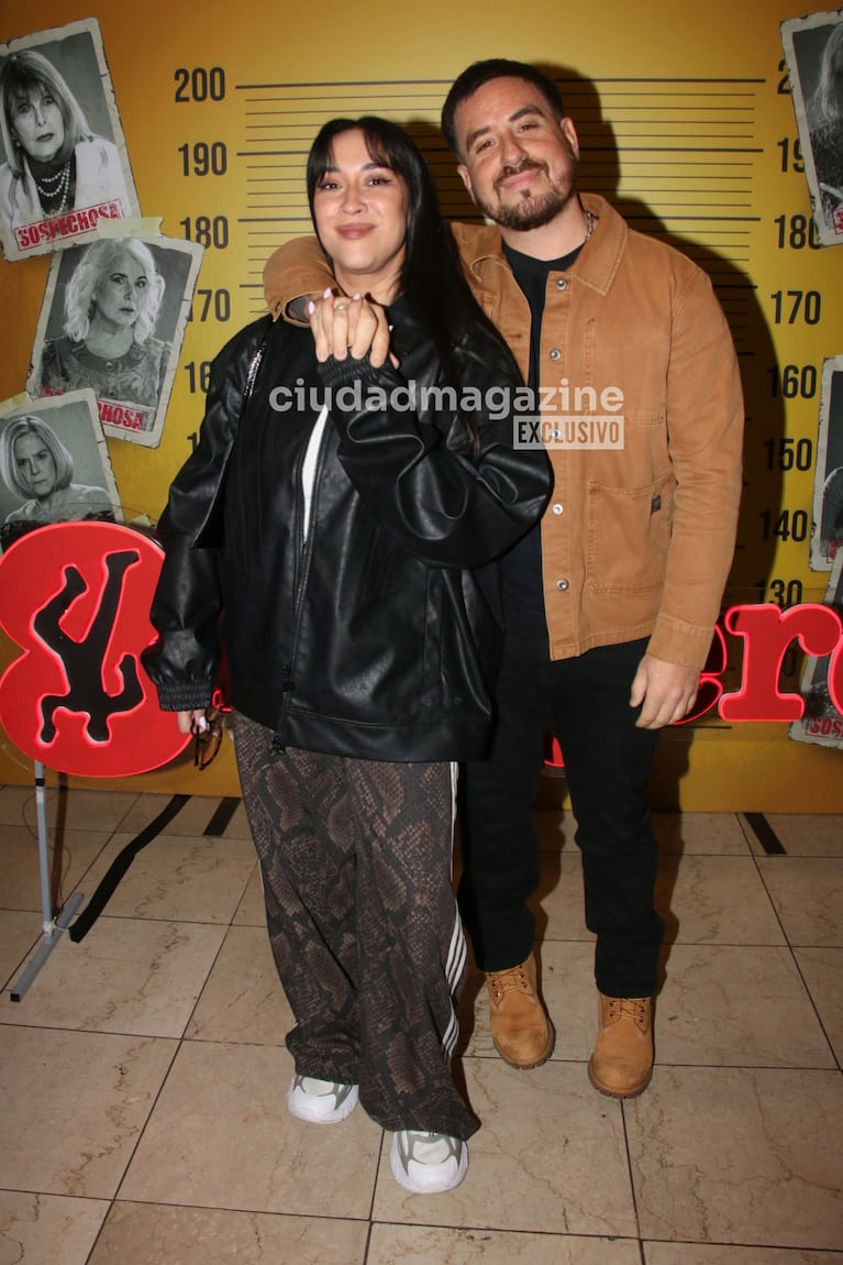Fede Bal y Evelyn botto en el estreno de 8 Mujeres (Foto: Movilpress).