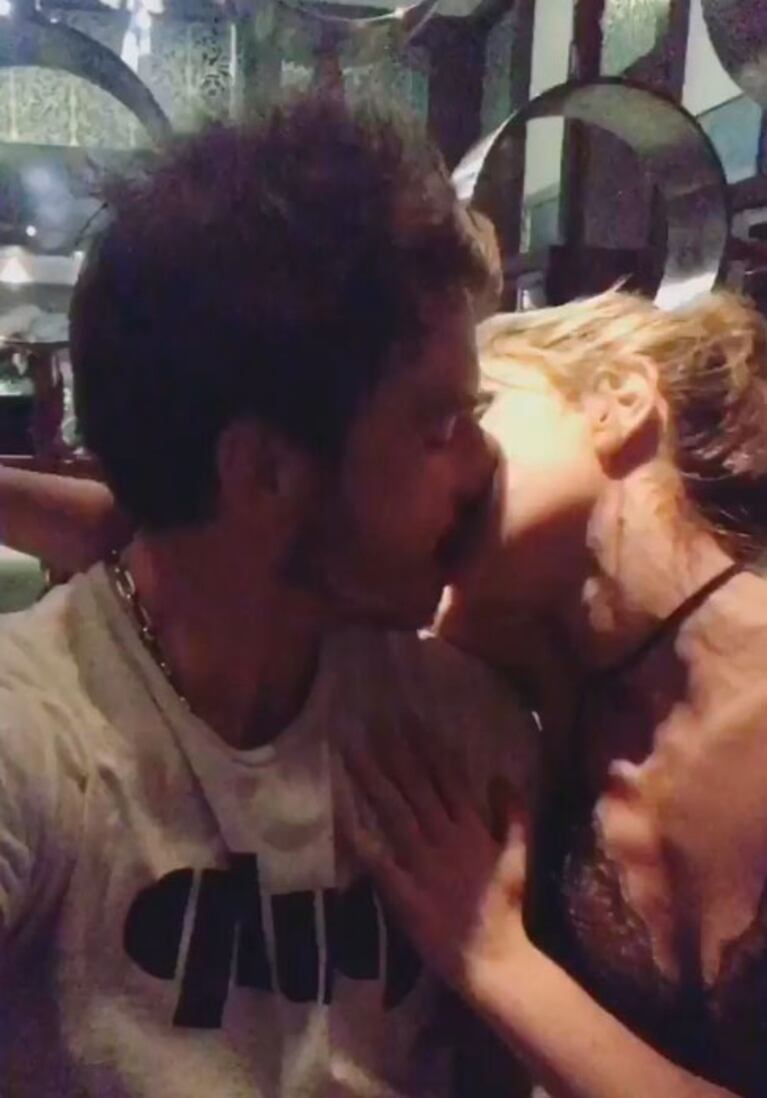 Fede Bal y Laurita Fernández, apasionados en la noche porteña: "Todos los besos son lindos"