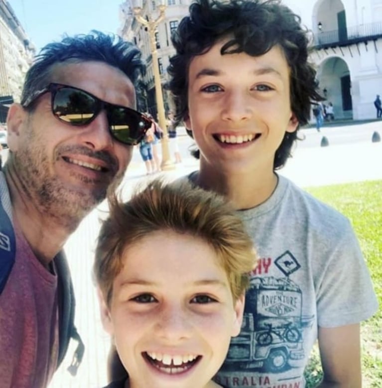 Federico Amador compartió fotos del paseo con sus hijos por las calles de Buenos Aires: “Turistas por un día”