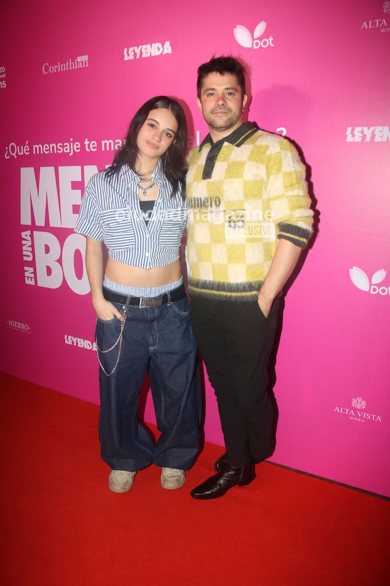 Felipe Colombo y su hija en la presentación de la película El Mensaje en la Botella (Foto: Movilpress).
