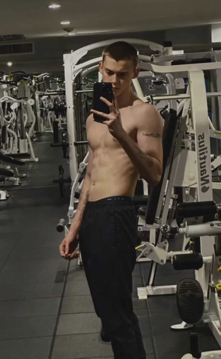Felipe Fort impactó a sus seguidores al mostrar desde el gym su increíble cambio físico: las fotos