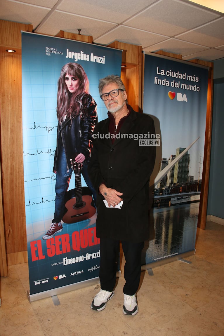 Fena Della Maggiora en el estreno del unipersonal de Jorgelina Aruzzi (Foto: Movilpress).
