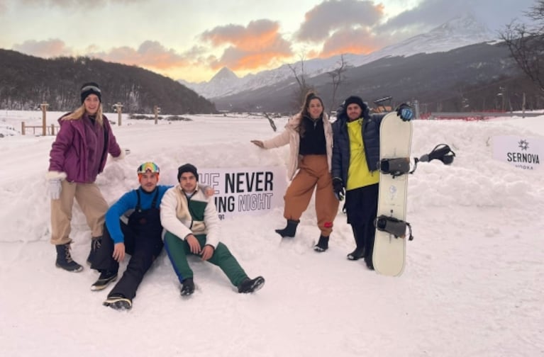 Fer Dente, su novio Nico Di Pace, Gastón Soffritti, Cande Molfese y más famosos se divirtieron en Ushuaia 