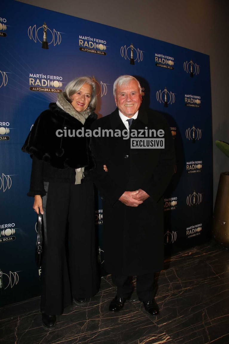 Fernando Bravo y pareja (Foto: Movilpress)