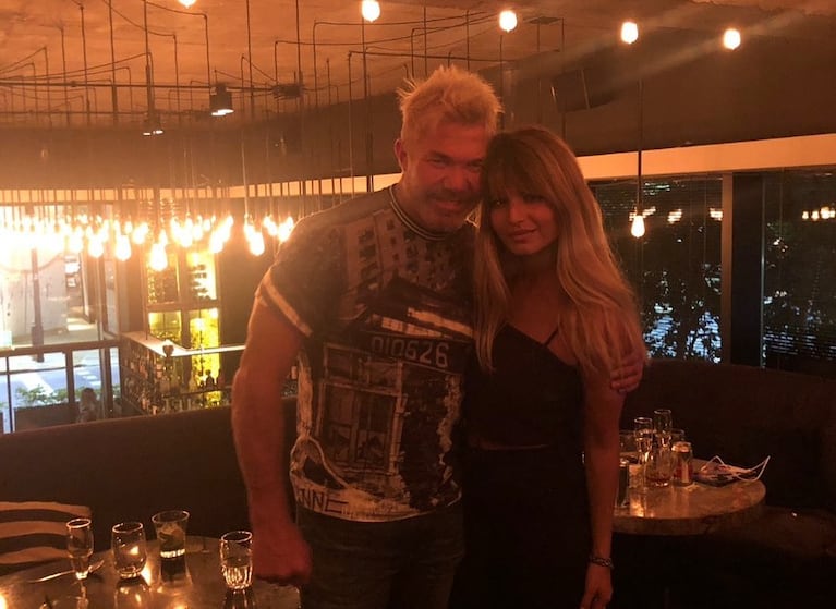 Fernando Burlando y su hija María, quien lo hizo abuelo de Beltrán. (Foto: @meburlando)