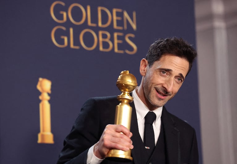 FILE PHOTO: Adrien Brody, ganador a Mejor Actor por "The Brutalist" en los Golden Globe Awards 2025. REUTERS/Mario Anzuoni/File Photo