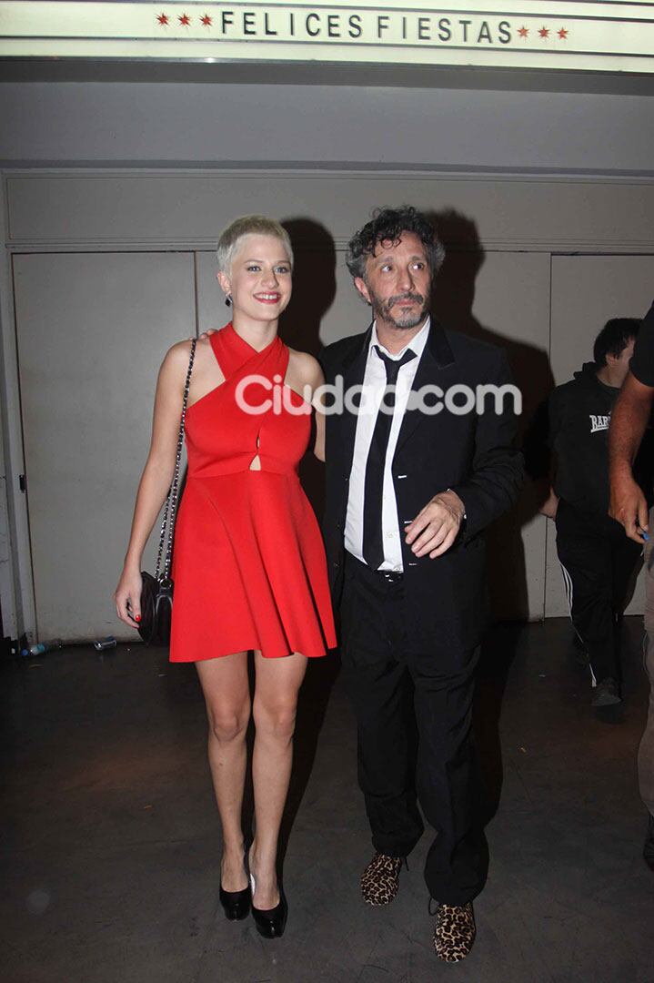 Fito Páez presentó a su joven novia en su última recital (Fotos: Movilpress). 