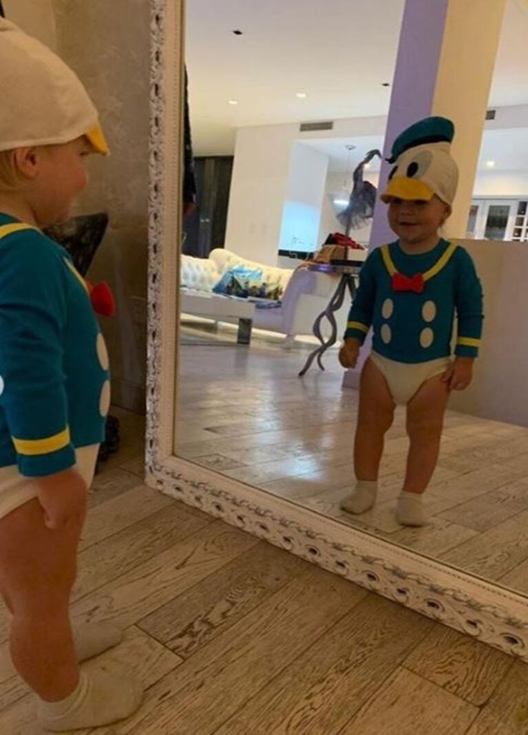 Flavio Mendoza compartió los disfraces más tiernos de su hijito, Dionisio: ¡nace una estrella!