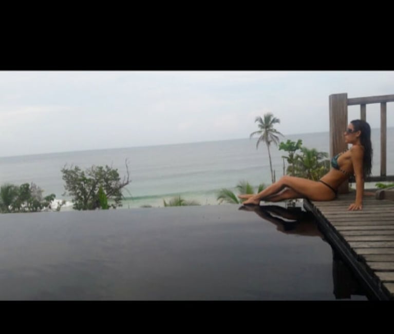 Floppy Tesouro, súper sexy en sus vacaciones familiares en Panamá: lomazo en bikini y juegos en la playa