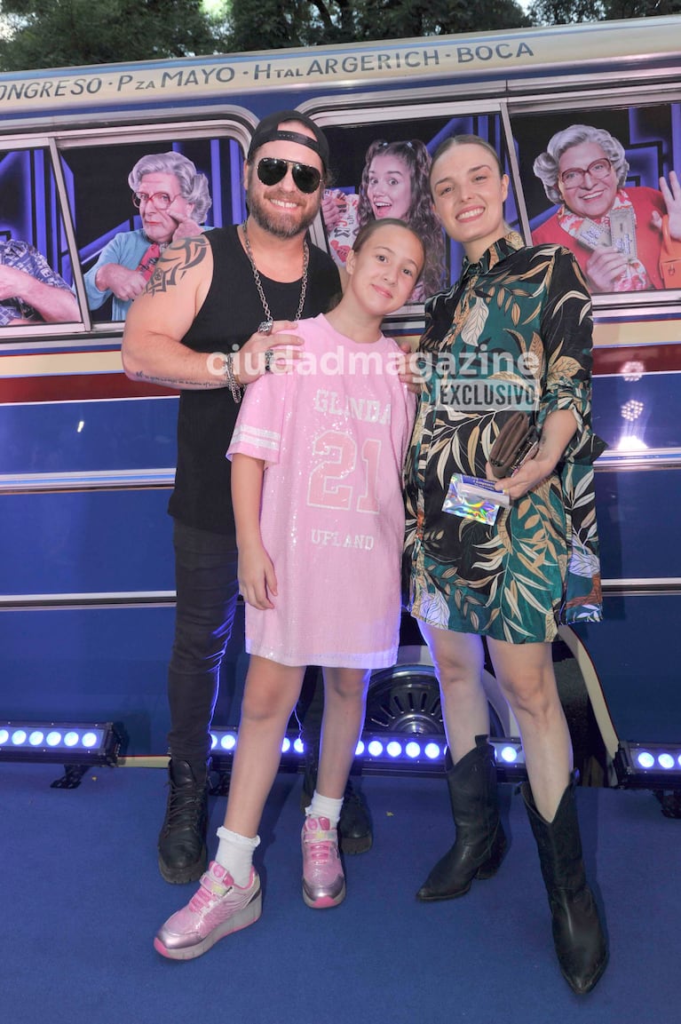 Flor Otero, Germán Tripel y su hija en el estreno de Papá por Siempre (Foto: Movilpress).