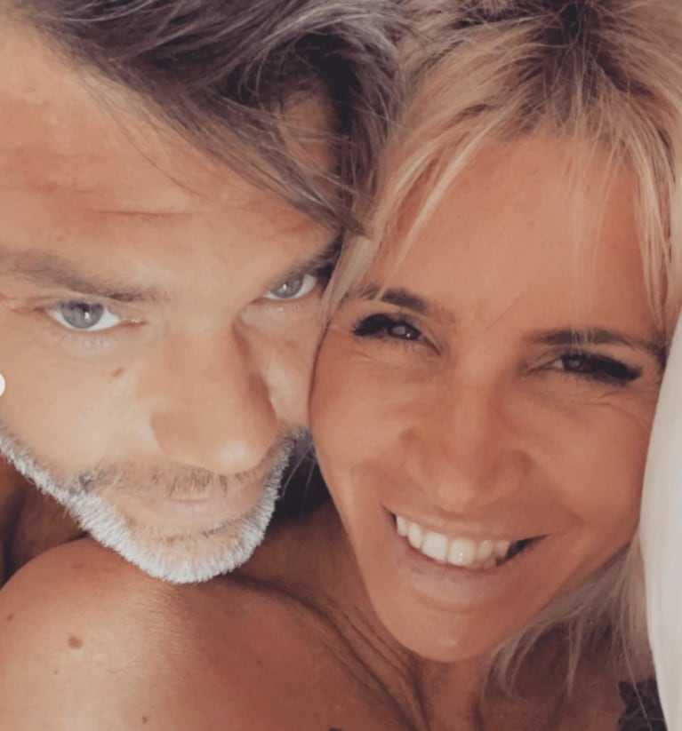 Flor Peña compartió pícaras fotos con su marido, desde la cama: "Así, siempre"