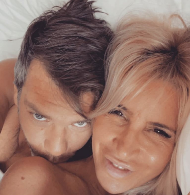 Flor Peña compartió pícaras fotos con su marido, desde la cama: "Así, siempre"