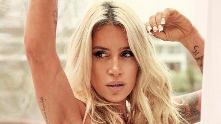 Flor Peña impactó con esta microbikini de alto voltaje.