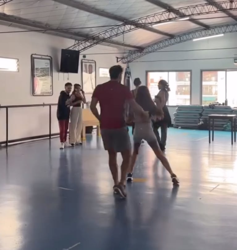 Flor Peña y Juan Ingaramo ensayando Pretty Woman. Foto: IG | flor_de_p