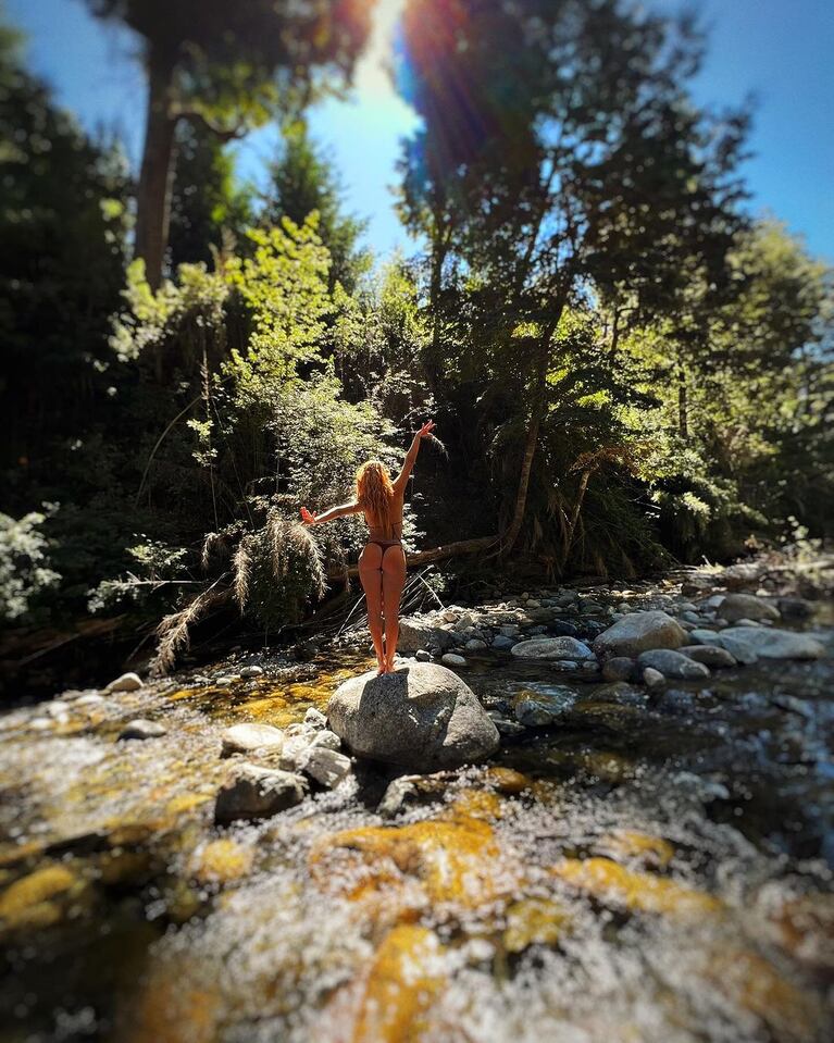 Flor Vigna en microbikini mixta. (Foto: Instagram/@florvigna).