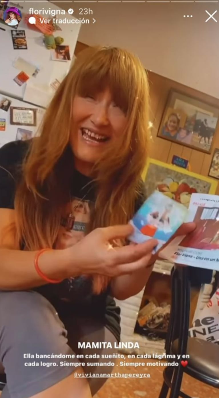 Flor Vigna reveló cómo su mamá la ayuda a promocionar su música en la calle: "Los pegó en los colectivos"
