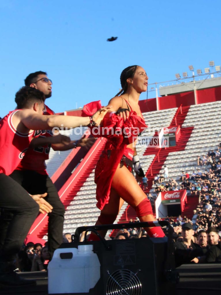Flor Vigna y Mica Viciconte en el ring de Párense de manos 3 (Foto: Movilpress)