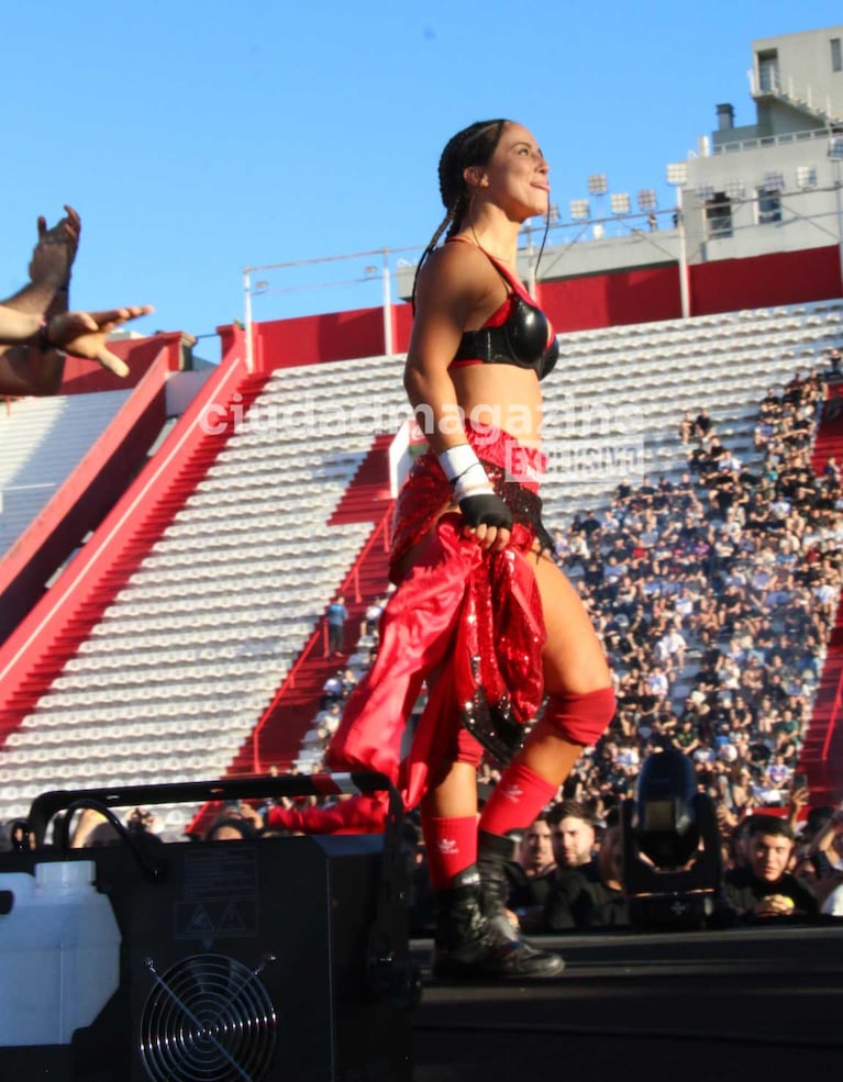 Flor Vigna y Mica Viciconte en el ring de Párense de manos 3 (Foto: Movilpress)
