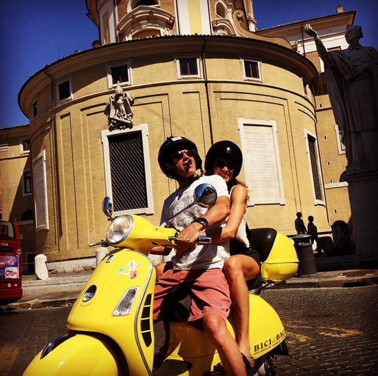 Flor y Nico disfrutaron de un paseo en scooter por Roma (Fotos: Instagram). 