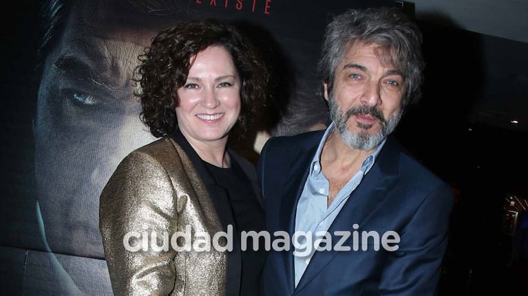 Florencia Bas y Ricardo Darín, súper enamorados tras tres décadas de matrimonio. (Foto: Ciudad)