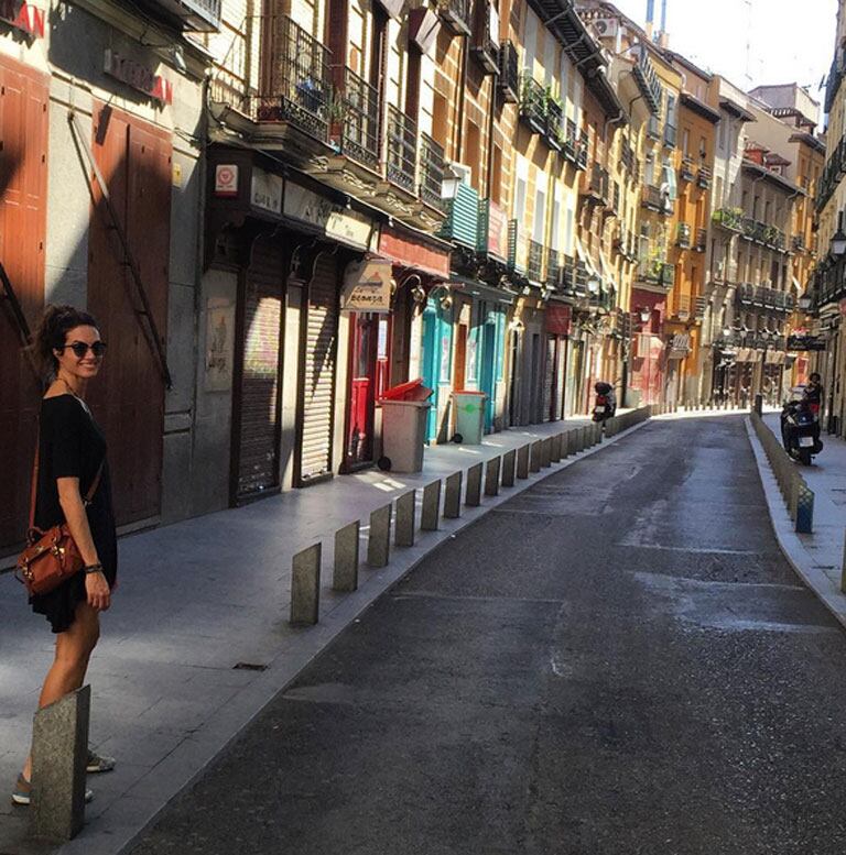 Florencia, divina por las callecitas de Madrid (Fotos: Instagram). 