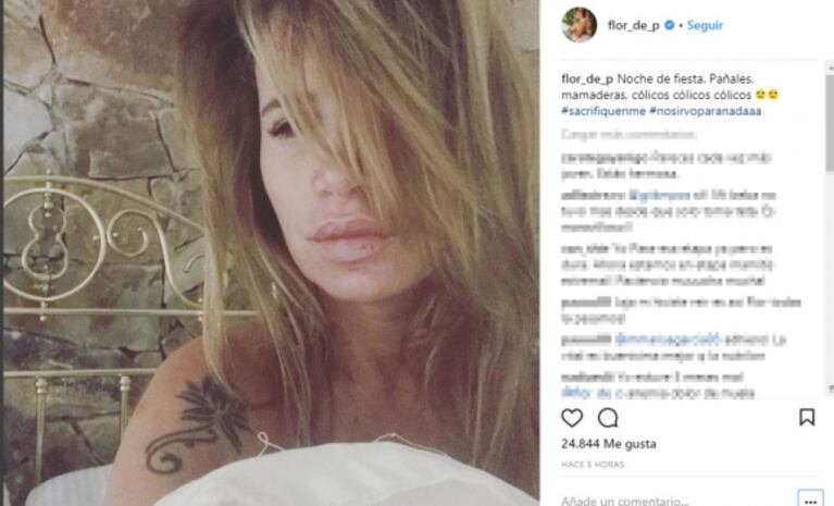 Florencia Peña y la selfie de una mamá "desesperada": "Pañales, mamaderas y cólicos; sacrifíquenme, no sirvo para nada"