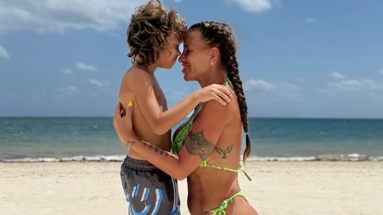 Florencia Peña y su hijo, Felipe (Foto: Instagram @flor_de_p)