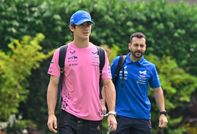 Formula One F1 - Singapore Grand Prix - Marina Bay Street Circuit, Singapore - October 11, 2026 Alpine's Franco Colapinto arrives ahead of the race REUTERS/Caroline Chia