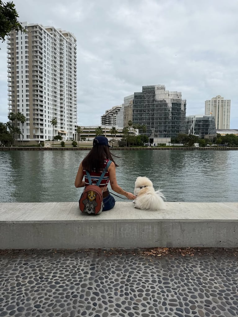 Foto: Instagram (@emiliamernes)