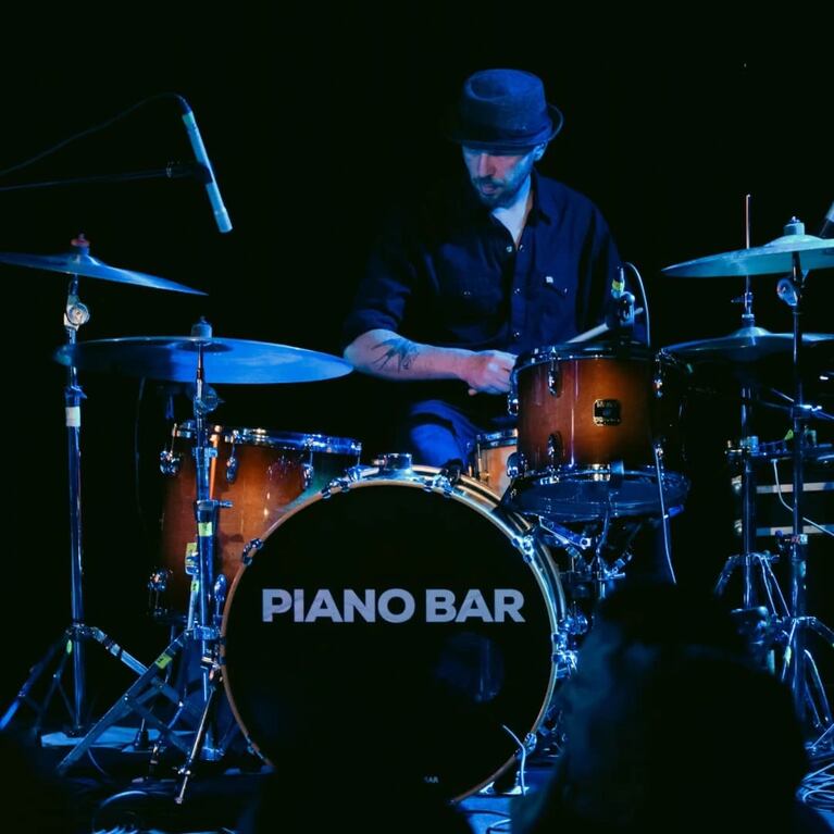 Foto: @pianobartributoacharly