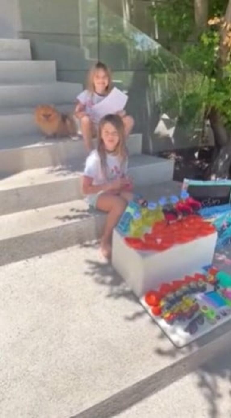 Francesca e Isabella Icardi se lanzaron como emprendedoras con un negocio en dólares