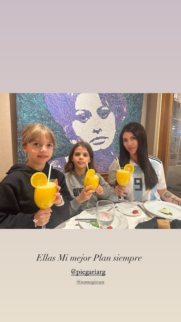 Francesca, Isabella y Wanda Nara.