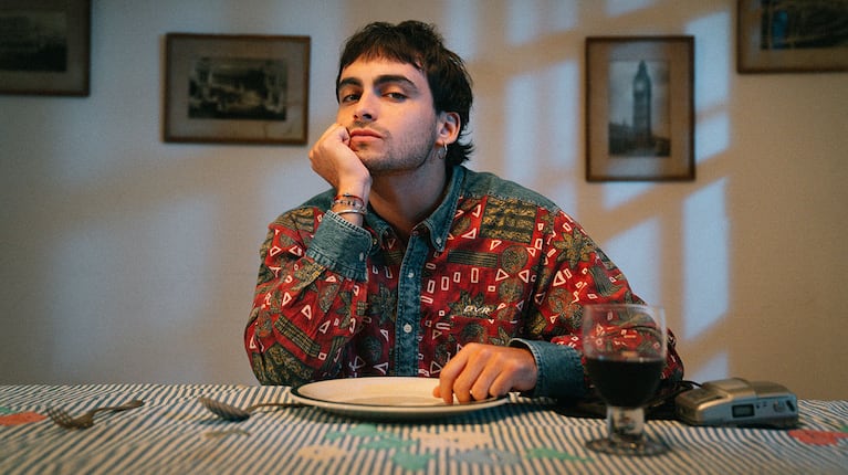 Franco Rizzaro lanzó “Es por Amor” . Ph: Sofía Perusset
