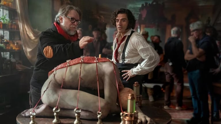 Frankenstein, dirigido por Guillermo del Toro y con gran elenco.