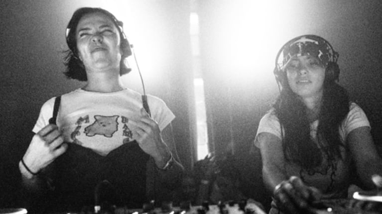 Franzizca y Nina Kraviz protagonizaron un show exclusivo en Buenos Aires para presentar “Amiga”