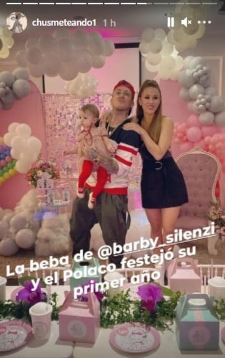 Fuertes posteos de la hermana de Barby Silenzi por no haber sido invitada al cumpleaños de Abril: "Ni sabía que la iban a bautizar"