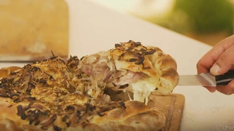 Fugazzeta rellena: la receta para una experiencia única con amigos