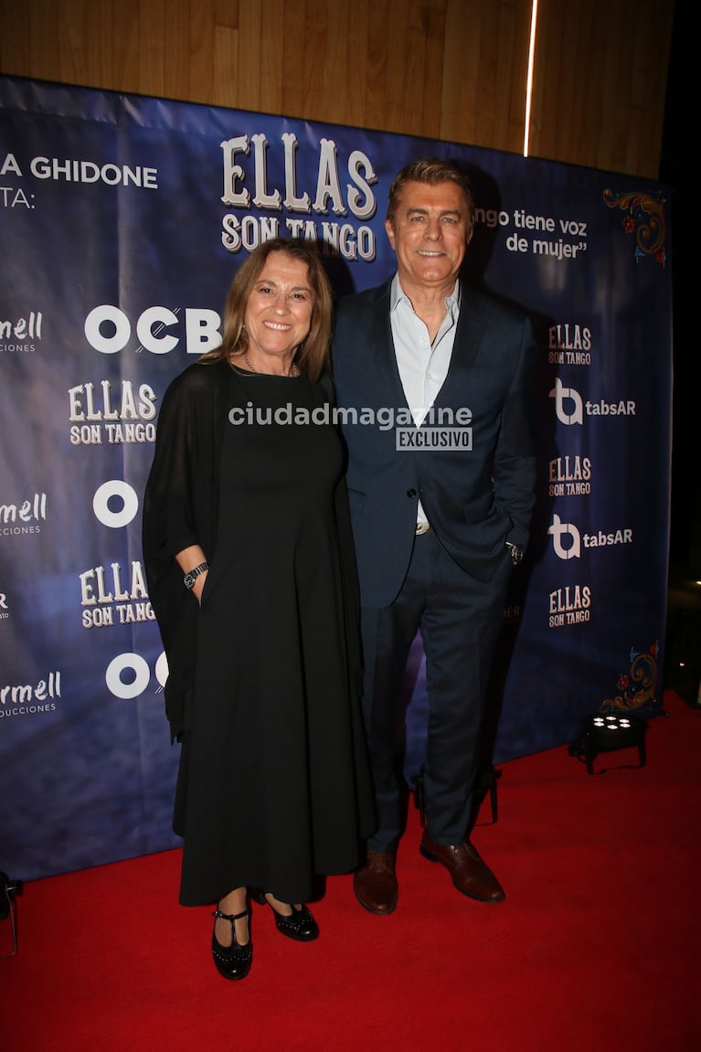 Gabriel Corrado y su esposa Constanza en el estreno de Ellas son Tango (Foto: Movilpress).