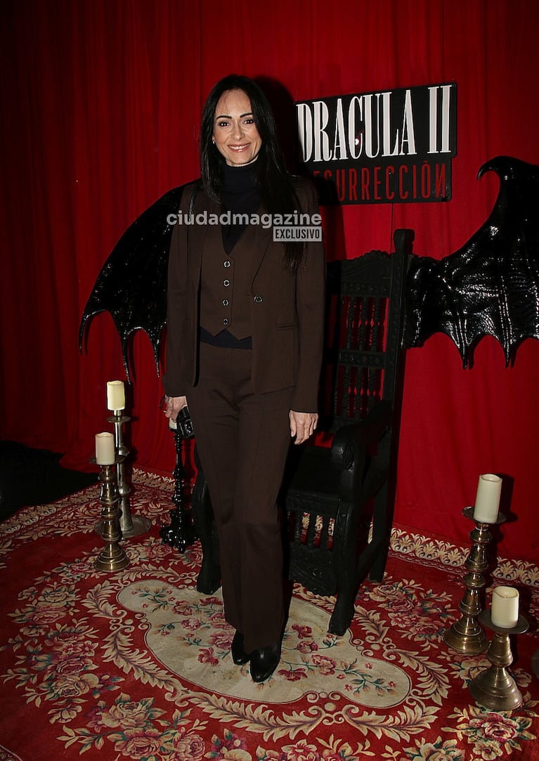 Gabriela Sobrado en el estreno de Drácula II Resurrección (Foto: Movilpress).