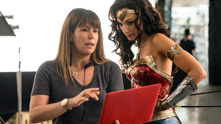 Gal Gadot y Patty Jenkins defienden el estreno híbrido de "Wonder Woman 1984". Foto: EFE.