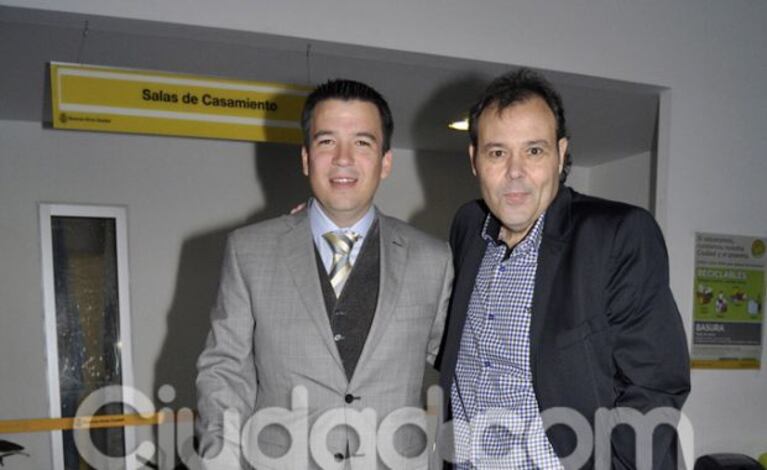 Gastón Recondo con su amigo Marcelo Palacios y su beba. (Foto: Jennifer Rubio-Ciudad.com)