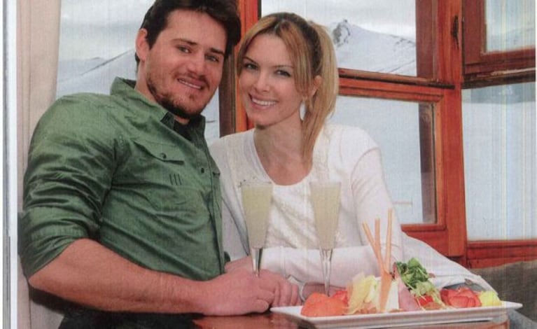 Gastón Rossetto y Sofía Zámolo, enamorados en la nieve de Chile. (Fotos: Revista Caras)