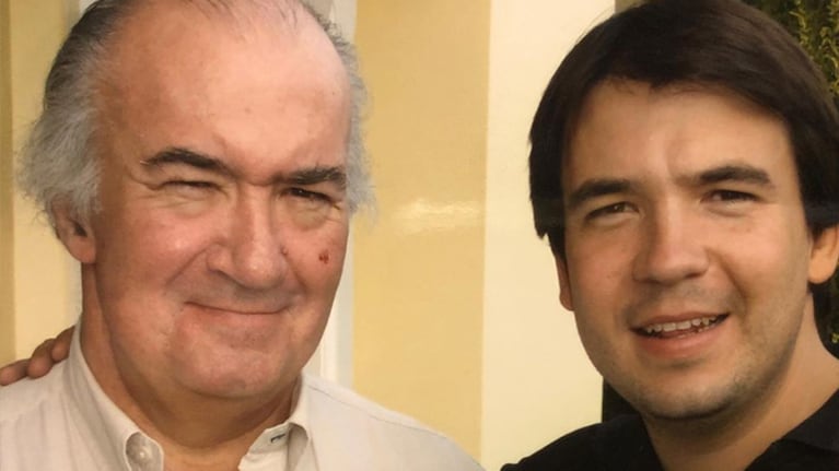 Gastón se mostró muy triste por la muerte de su papá.