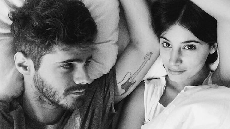 Gastón Soffritti y Agustina Cordova, la foto más romántica desde la cama: "Y pasaban de los sueños al amor..."
