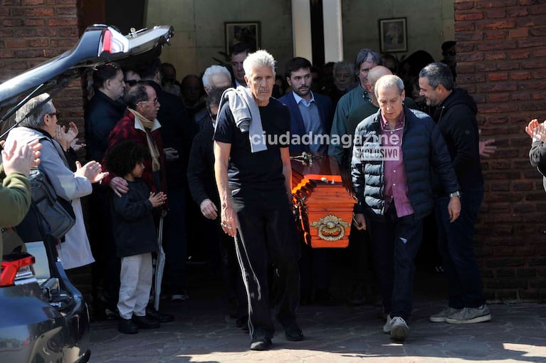 Gerardo Horacio 'Cachorro' López Von Linden en el último adiós a Miguel Zavaleta (Foto: Movilpress).